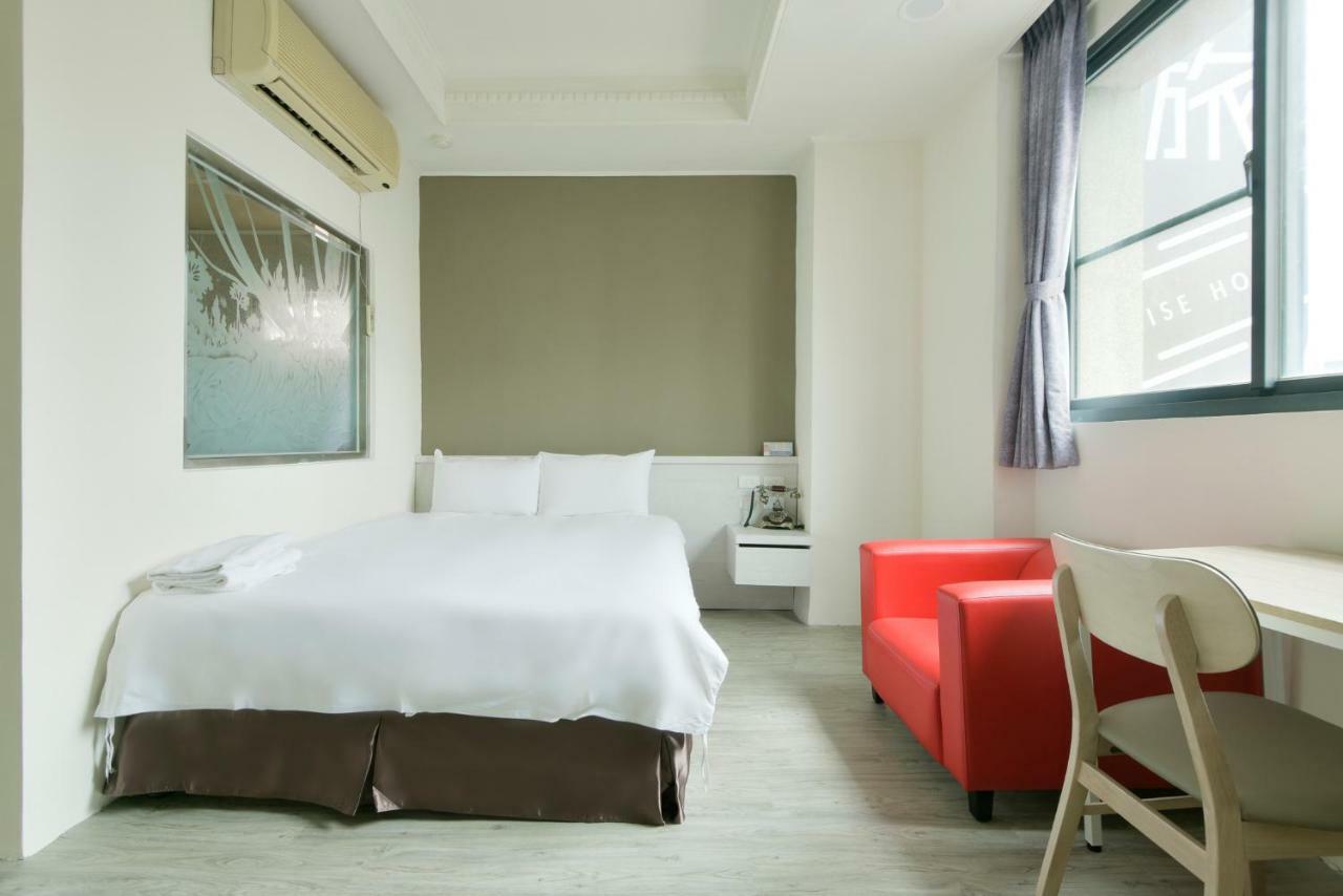 Raise Hotel Tajcshung Kültér fotó
