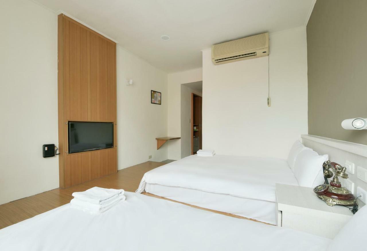 Raise Hotel Tajcshung Kültér fotó