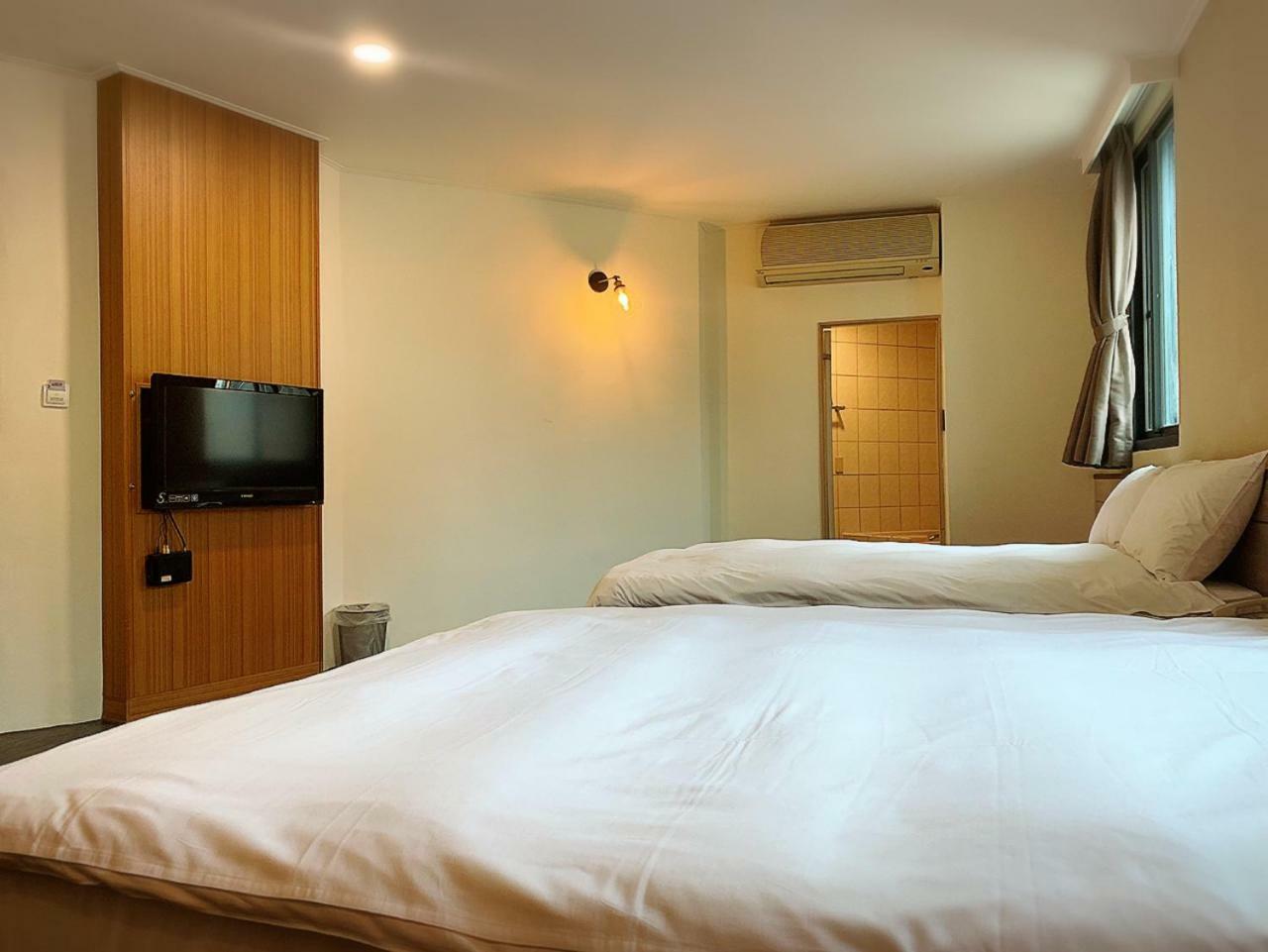 Raise Hotel Tajcshung Kültér fotó